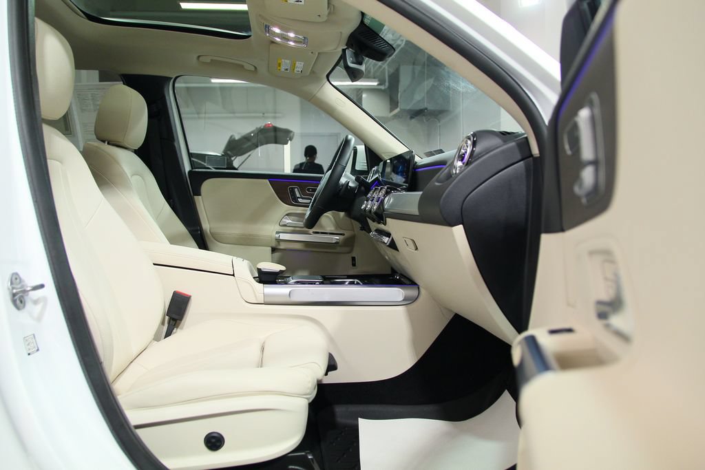 Certified 2023 Mercedes-Benz GLB 250 4MATIC image 22