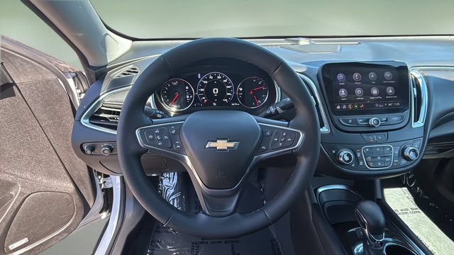 Used 2024 Chevrolet Malibu LT FWD image 11