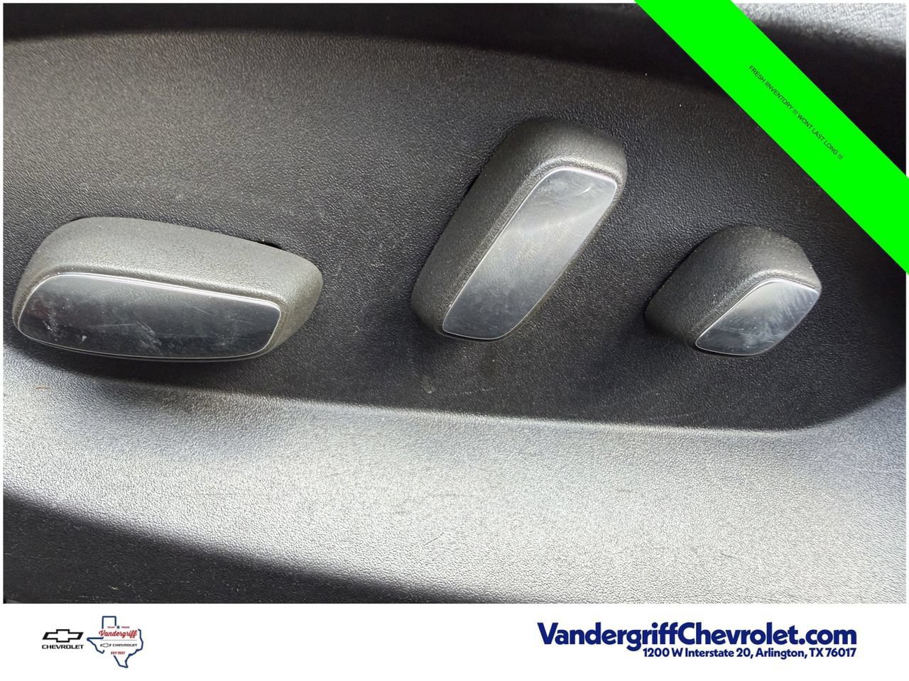 Used 2014 Chevrolet Corvette Stingray Convertible w/ 3LT Preferred Equipment Group RWD image 23