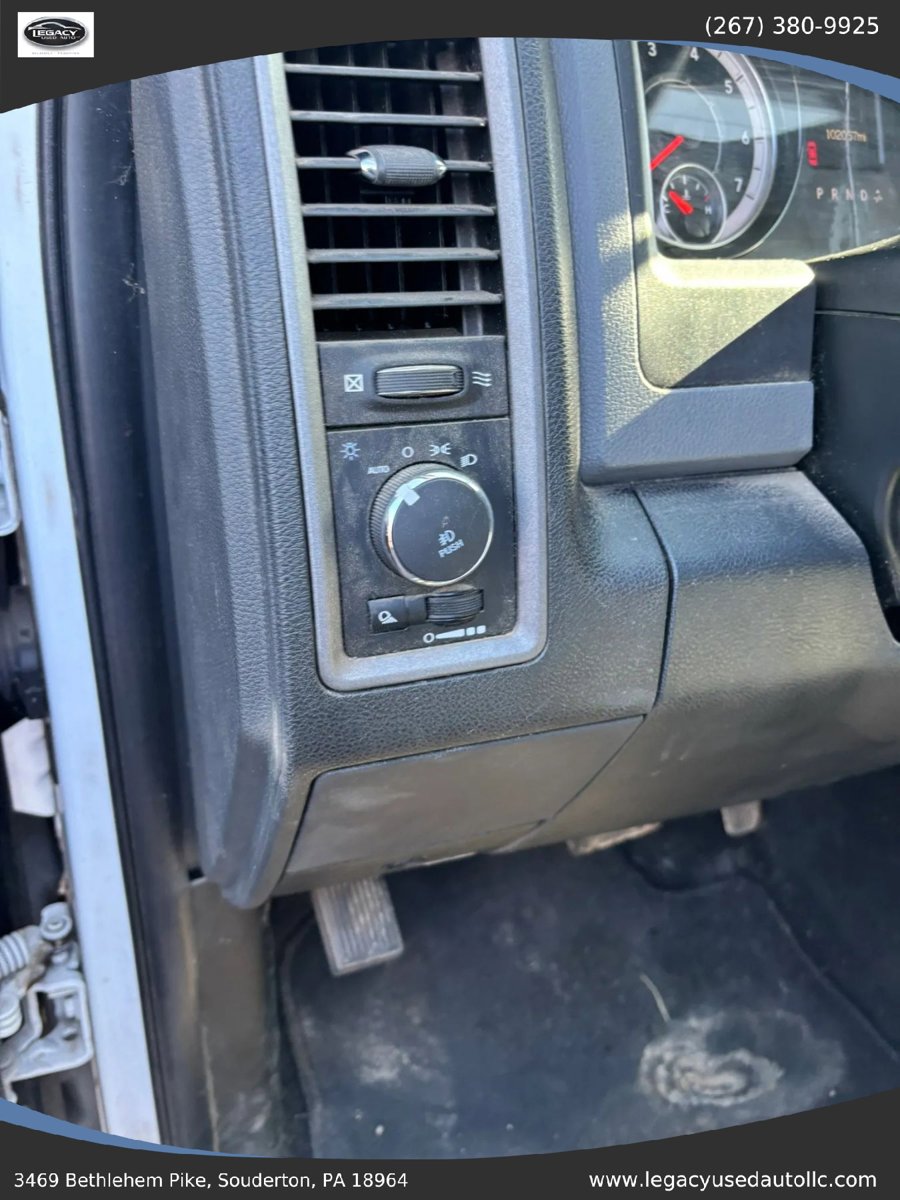 Used 2018 RAM 1500 Express w/ Express Value Package AWD/4WD image 21