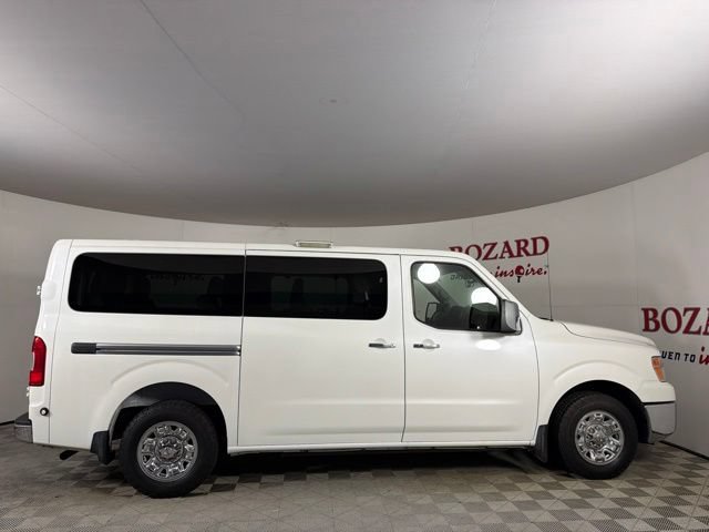 Used 2017 Nissan NV 3500 SL RWD image 17