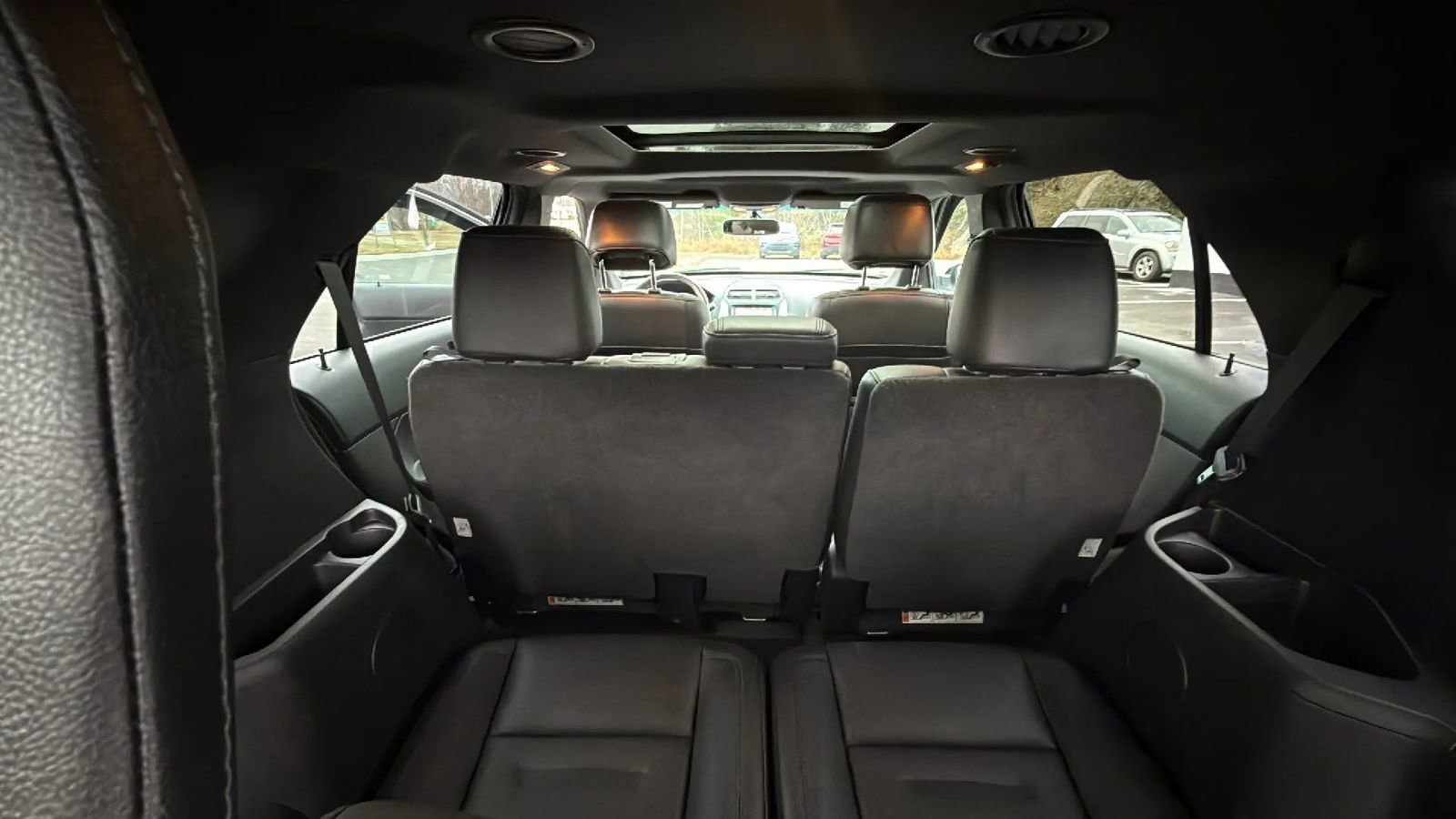 Used 2015 Ford Explorer XLT w/ Equipment Group 202A image 51