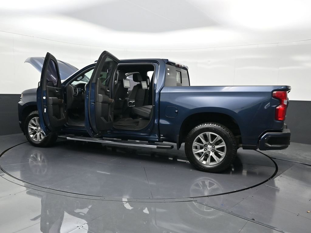 Used 2021 Chevrolet Silverado 1500 High Country w/ Technology Package image 38