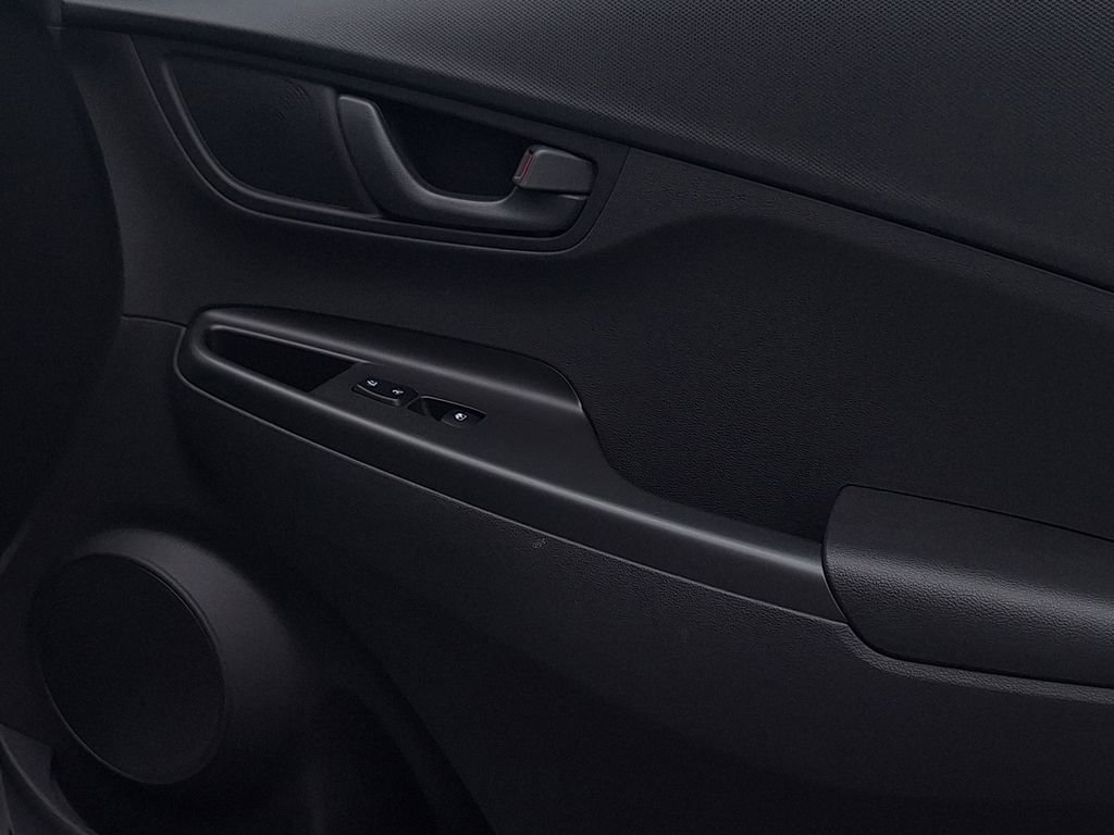 Certified 2023 Hyundai Kona SEL AWD/4WD image 26