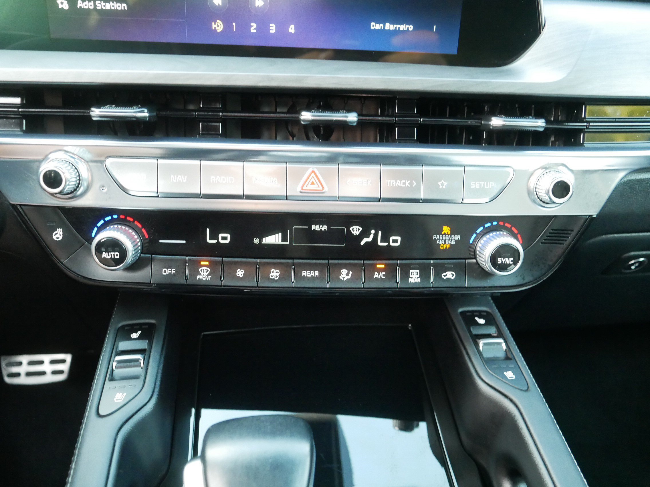 Certified 2024 Kia Telluride SX Prestige X-Line AWD/4WD image 23