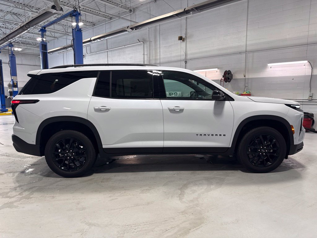 New 2026 Chevrolet Traverse LT w/ Enhanced Driving Package FWD image 48