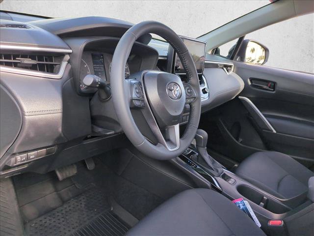 Used 2025 Toyota Corolla Cross LE FWD image 10