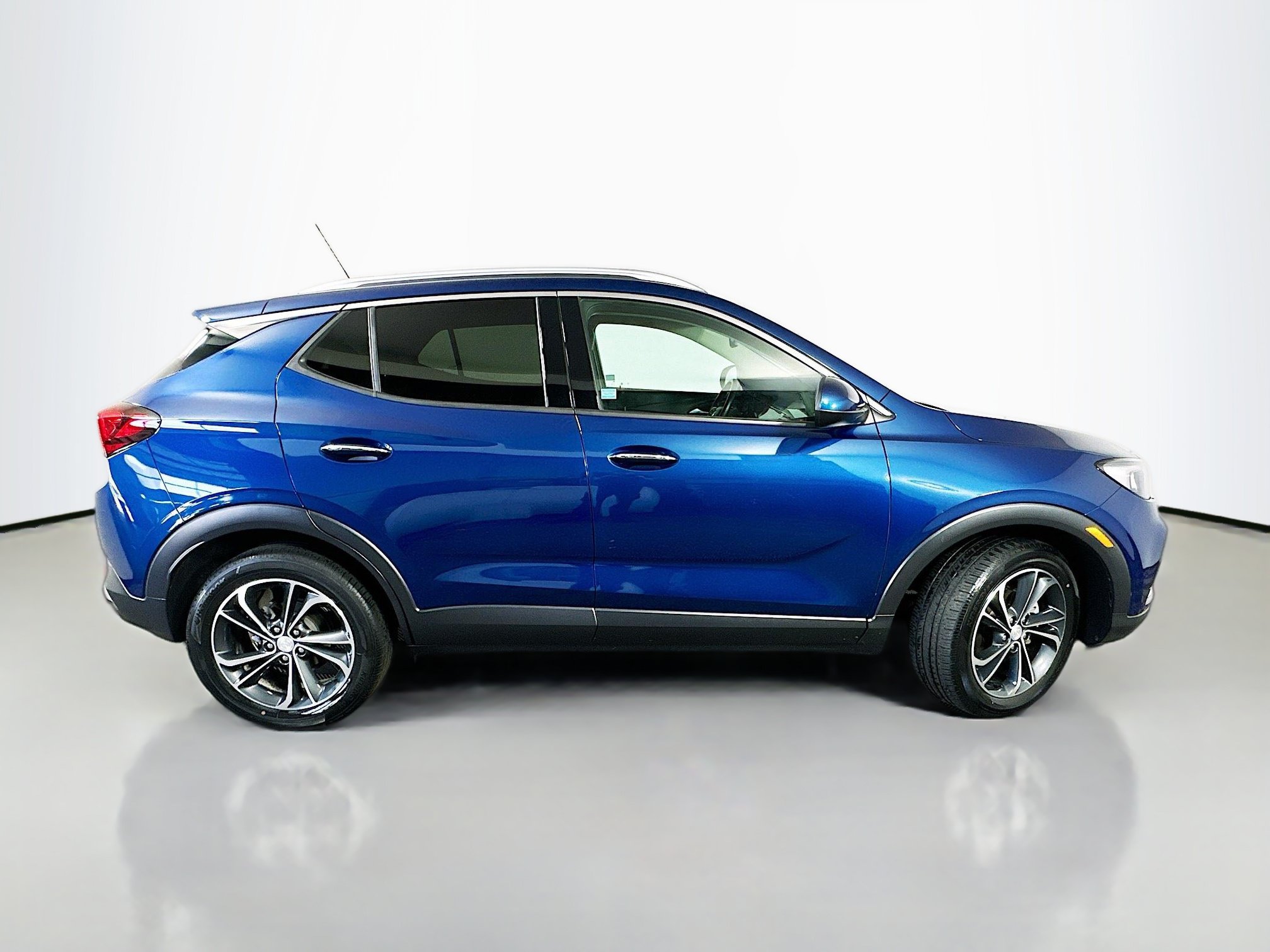 Used 2020 Buick Encore GX Essence FWD image 8