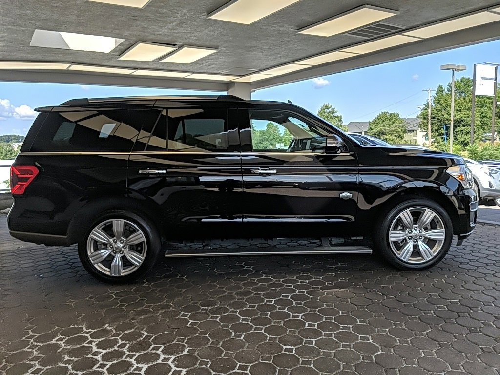 Certified 2024 Ford Expedition King Ranch image 4