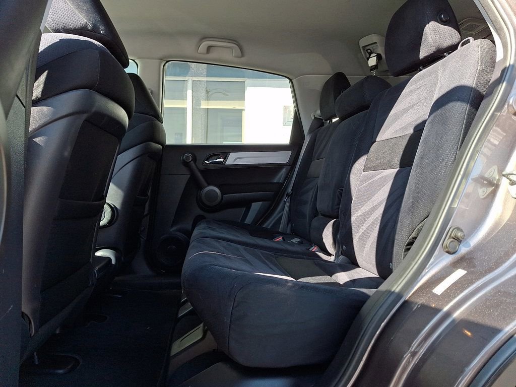 Used 2011 Honda CR-V SE image 9