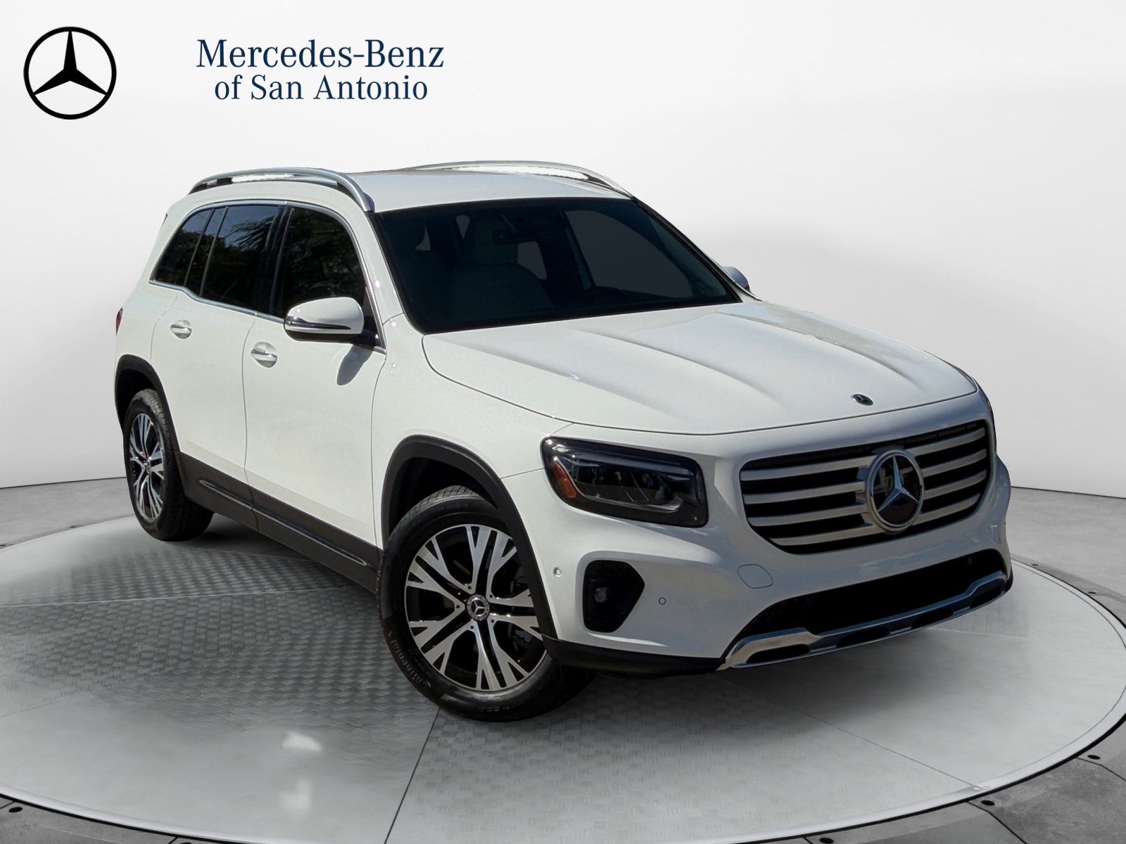 Certified 2025 Mercedes-Benz GLB 250 image 1