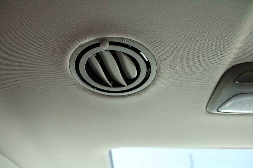 Used 2022 Kia Telluride EX FWD image 32