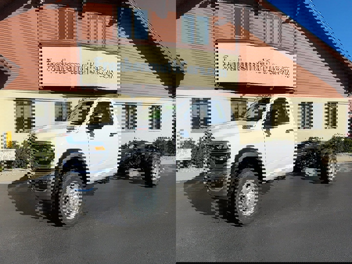 New 2026 RAM 5500 Tradesman w/ Chrome Appearance Group image 1