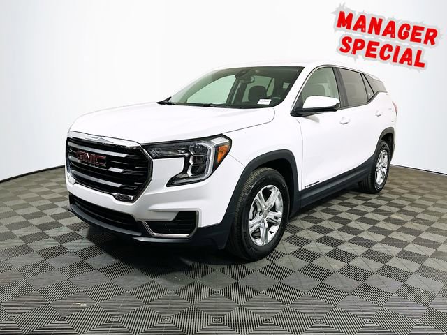 Used 2024 GMC Terrain SLE image 4