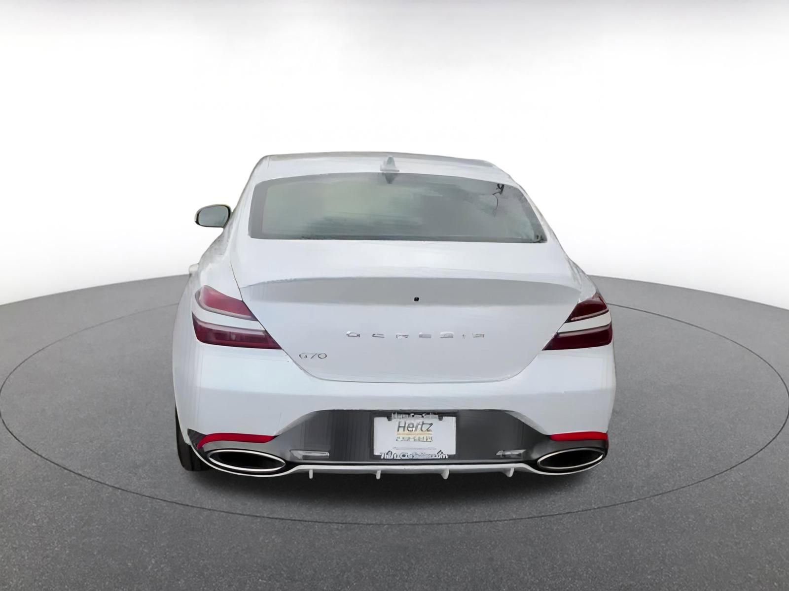 Used 2025 Genesis G70 2.5T image 14