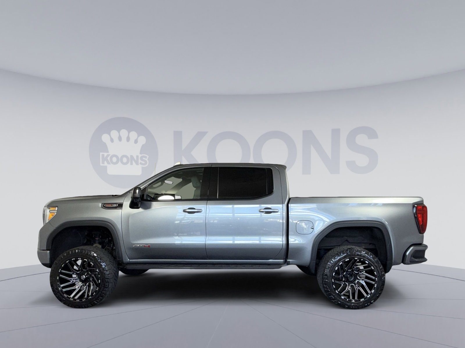 Used 2022 GMC Sierra 1500 AT4 w/ AT4 Premium Package AWD/4WD image 2