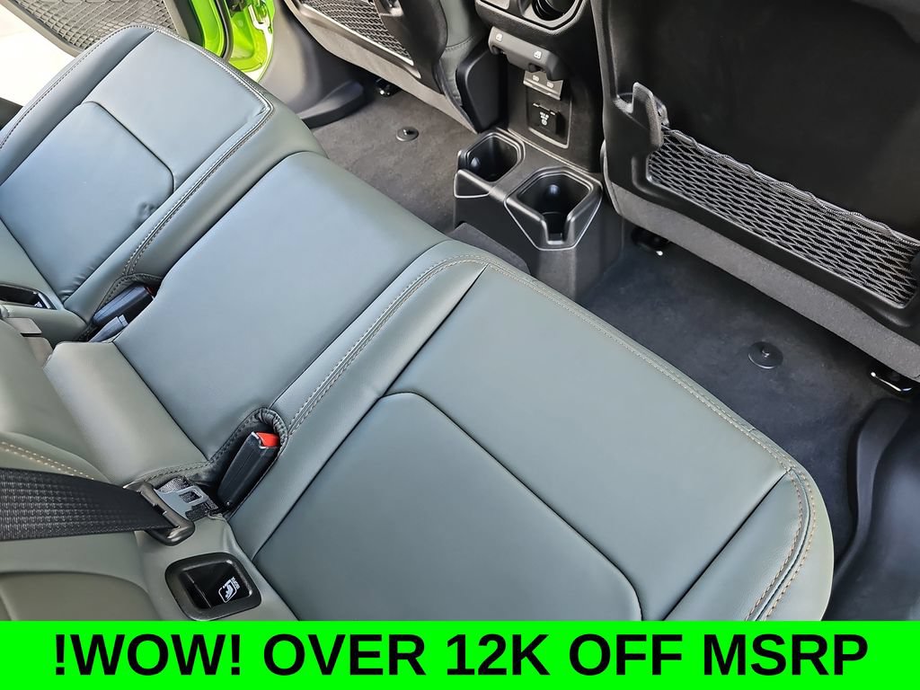 New 2025 Jeep Gladiator Mojave w/ Convenience Group AWD/4WD image 11