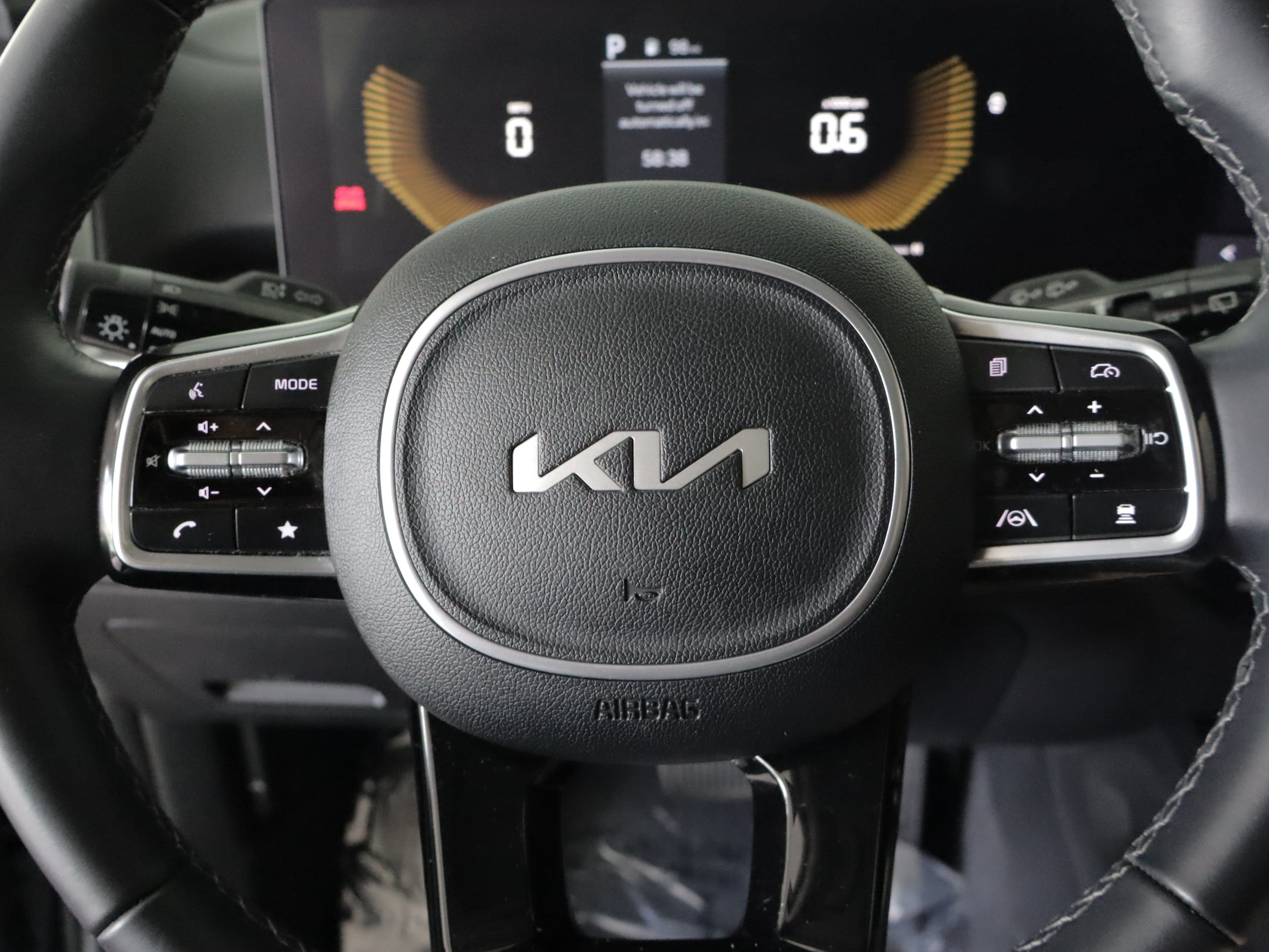 Used 2024 Kia Sorento S w/ Panoramic Sunroof Package AWD/4WD image 14