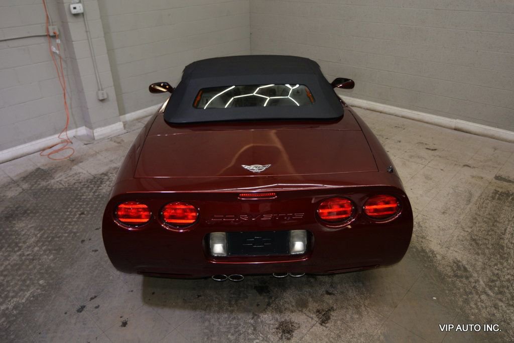 Used 2003 Chevrolet Corvette Convertible w/ Preferred Equipment Group1 RWD image 32