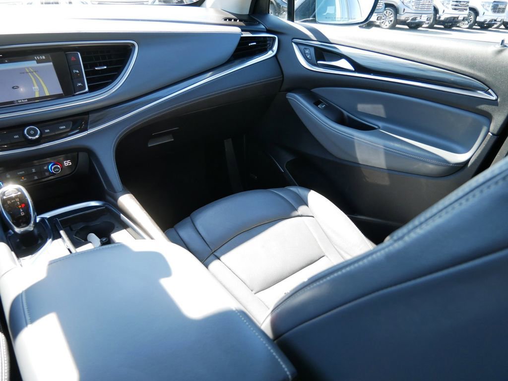 Used 2018 Buick Enclave Premium w/ Experience Buick Package image 15
