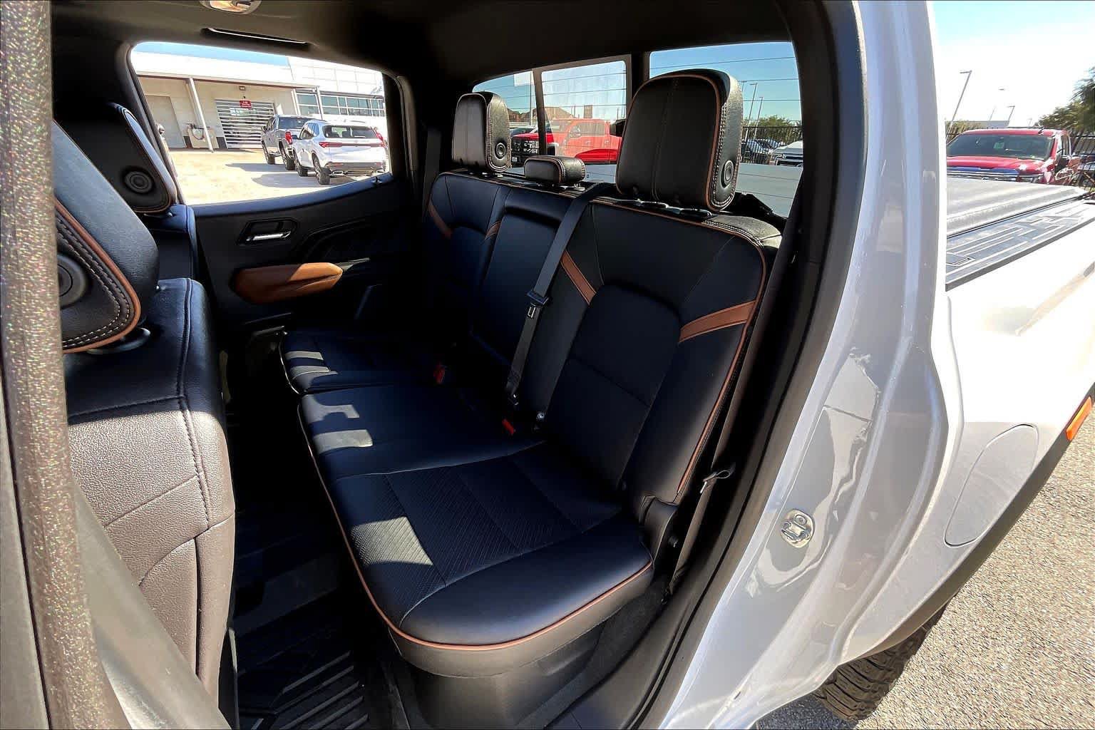 Used 2023 GMC Canyon AT4 w/ AT4 Premium Package AWD/4WD image 20