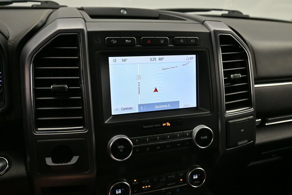 Used 2020 Ford Expedition Max Platinum AWD/4WD image 14