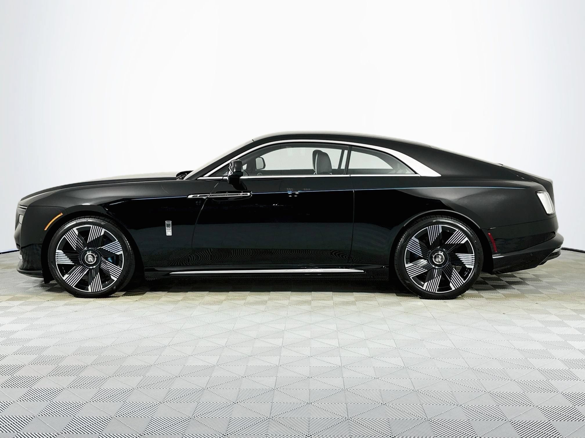 New 2026 Rolls-Royce Spectre AWD/4WD image 3