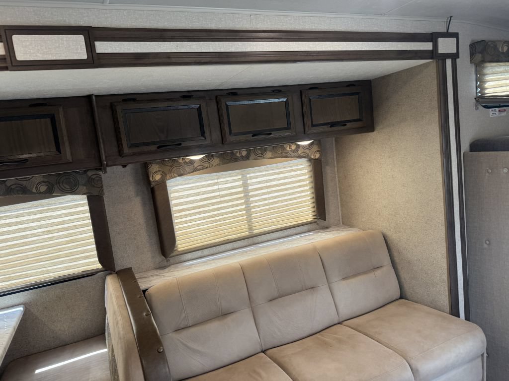 Used 2017 Ford E-450 and Econoline 450 Super Duty w/ Motorhome Prep Package RWD image 40