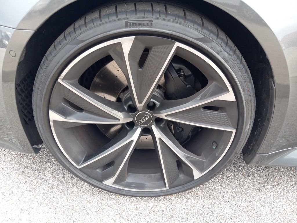 Used 2022 Audi RS 7 4.0T w/ Black Optic Package image 14