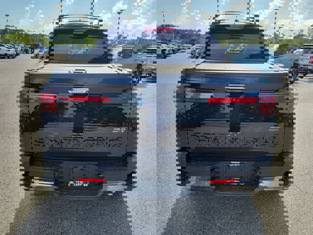 New 2025 Hyundai Santa Cruz Limited image 9