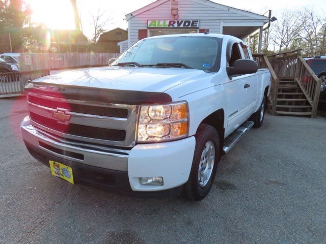 Used 2011 Chevrolet Silverado 1500 LT w/ All-Star Edition image 2