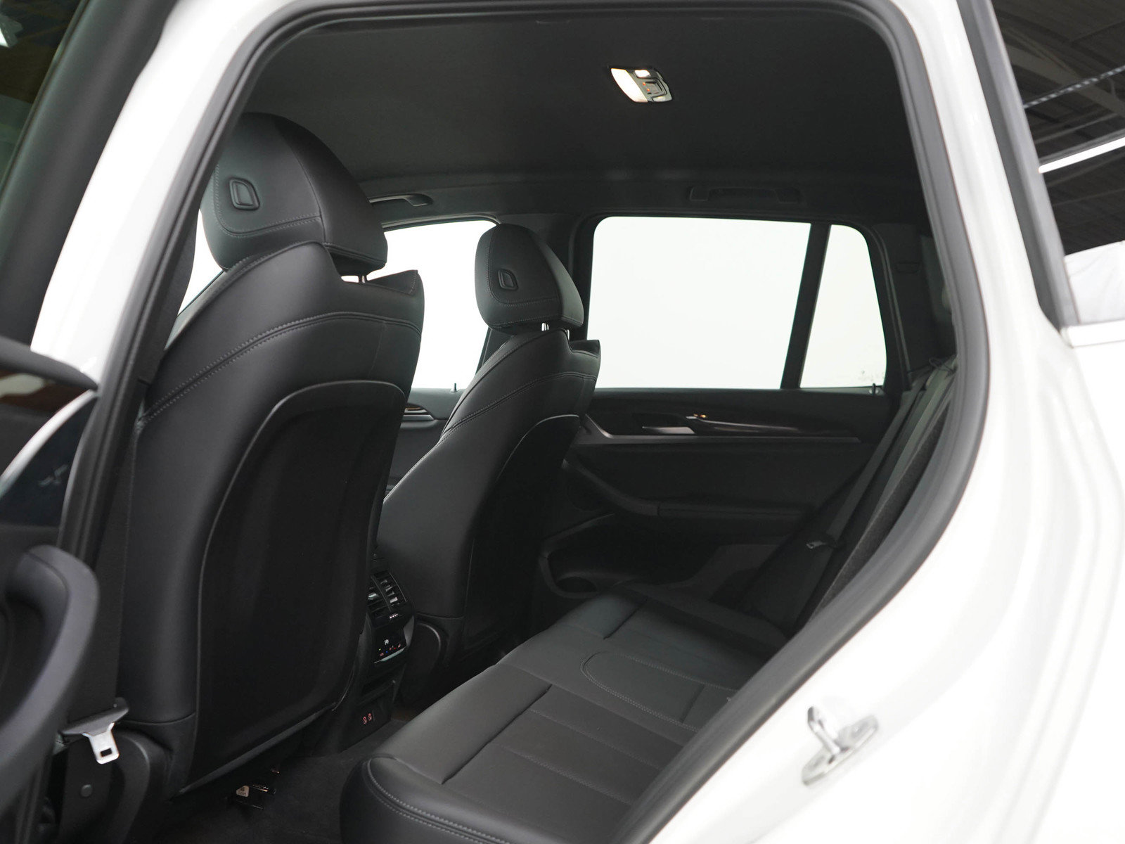 Used 2022 BMW X3 xDrive30i AWD/4WD image 18