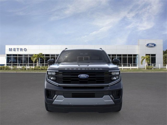 New 2026 Ford Expedition Max Platinum image 6