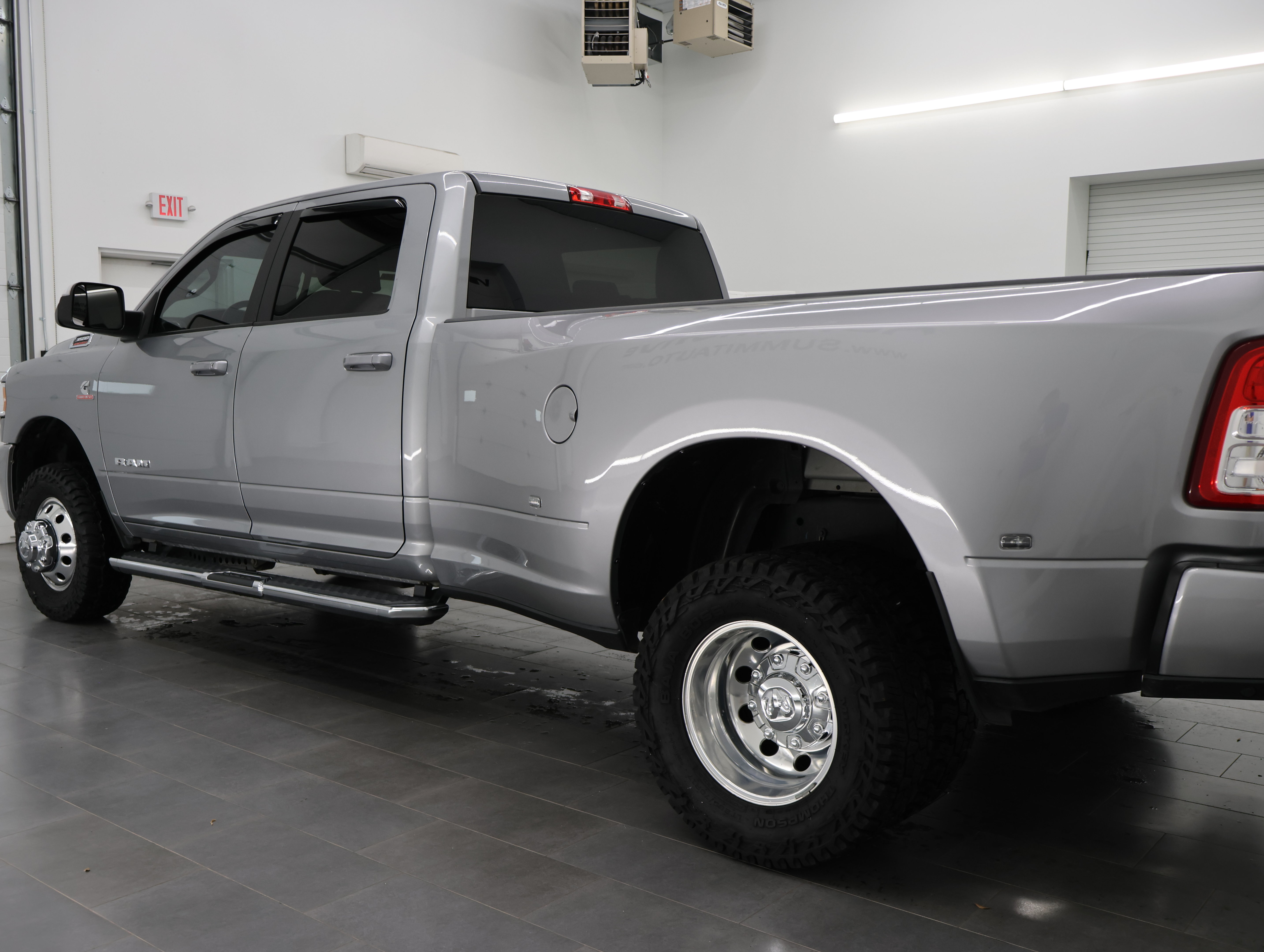 Used 2022 RAM 3500 Big Horn w/ Level A Equipment Group AWD/4WD image 6
