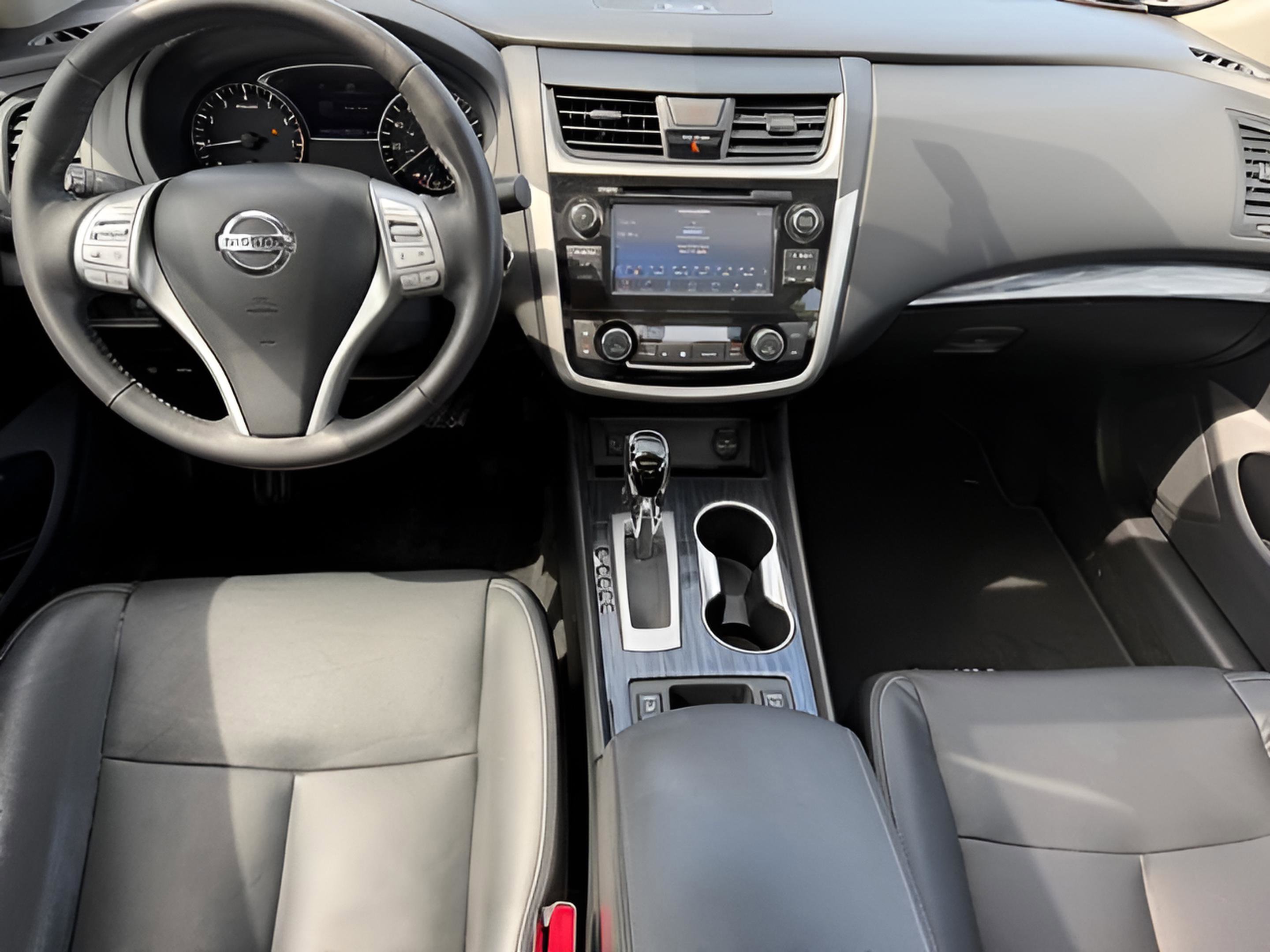 Used 2018 Nissan Altima 2.5 SL w/ 2.5 SL Technology Package FWD image 10