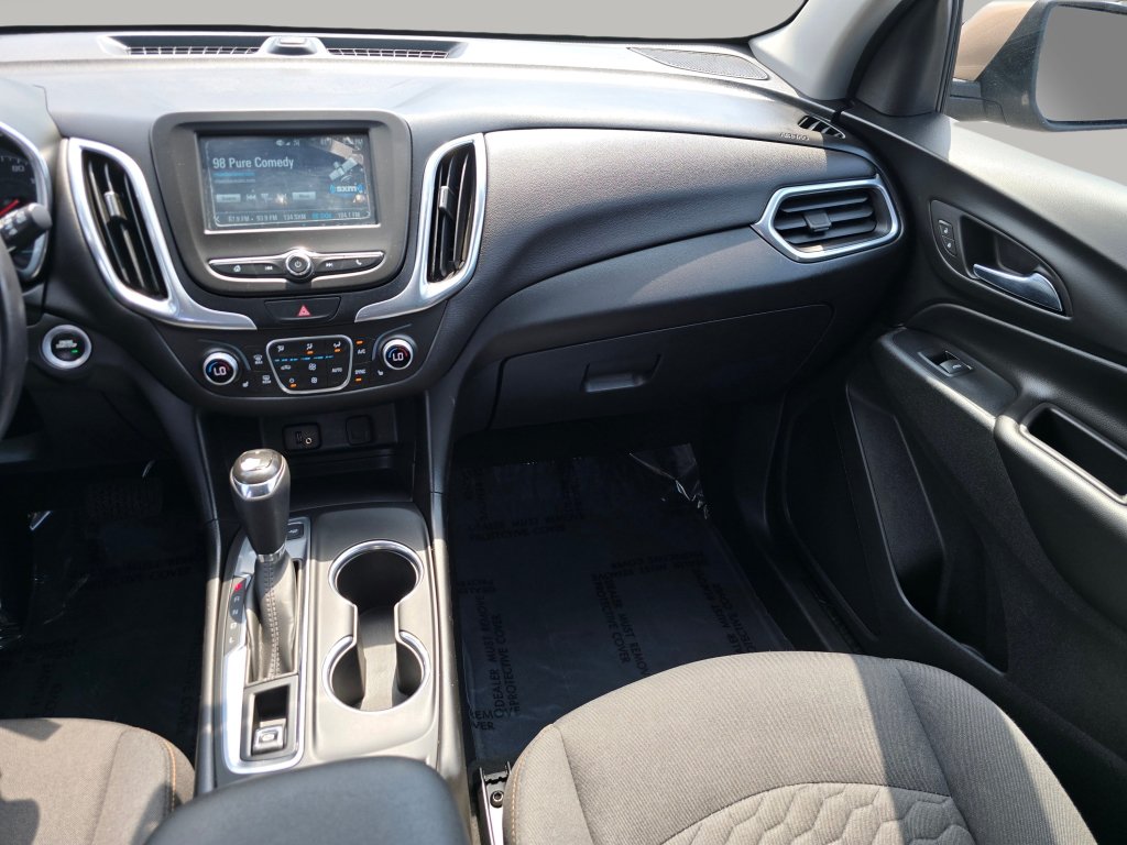 Used 2018 Chevrolet Equinox LT w/ LPO, Hit The Road Package AWD/4WD image 4