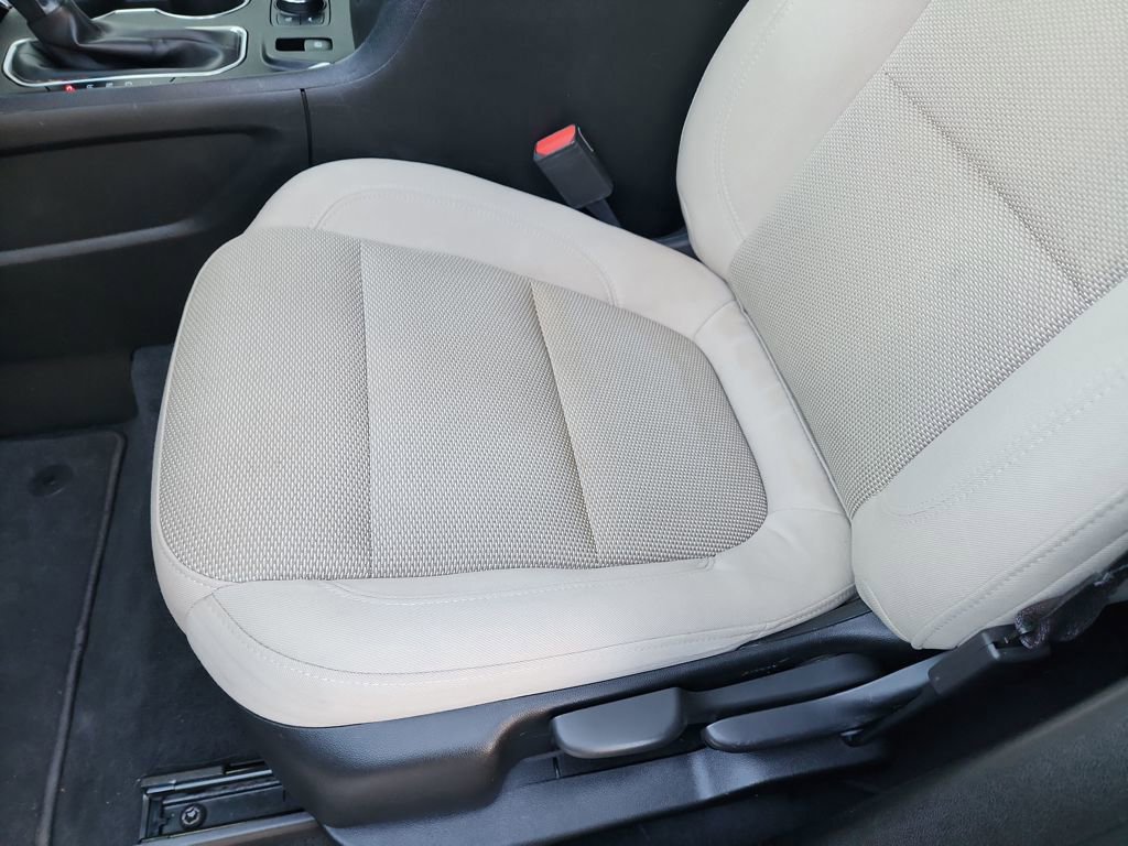 Certified 2023 Chevrolet Traverse LS w/ Safety Package image 16