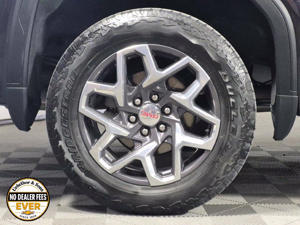 Used 2023 GMC Sierra 1500 SLT w/ SLT Premium Plus Package AWD/4WD image 31