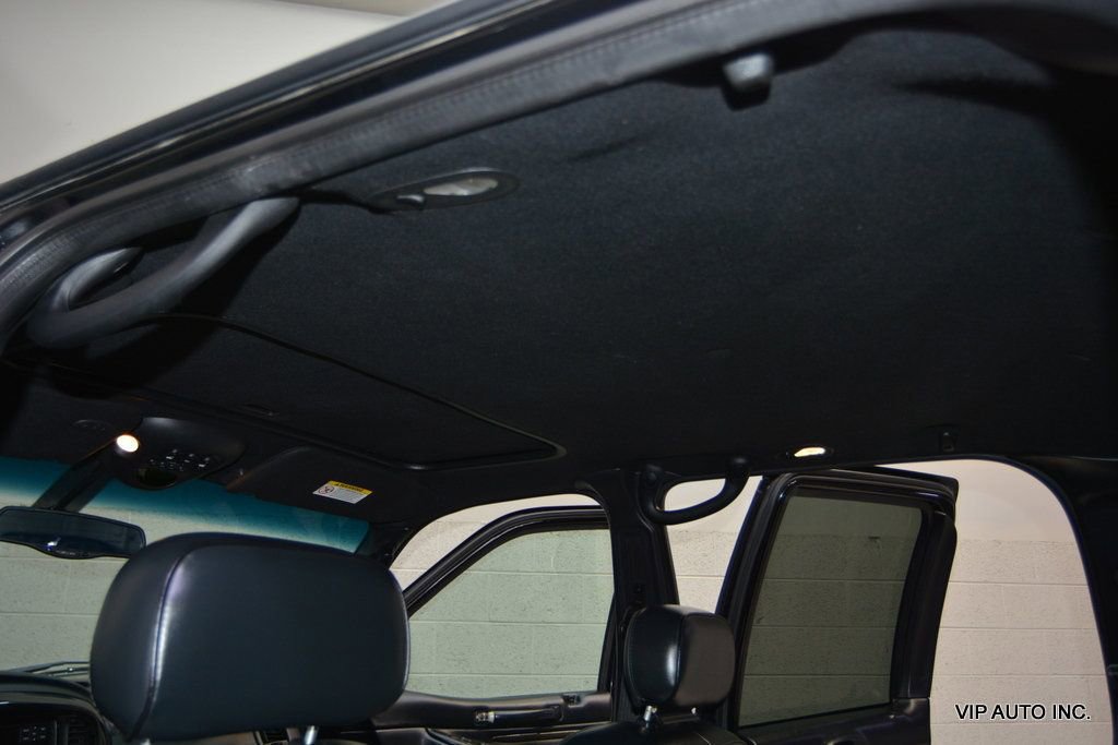 Used 2002 Lincoln Blackwood image 19