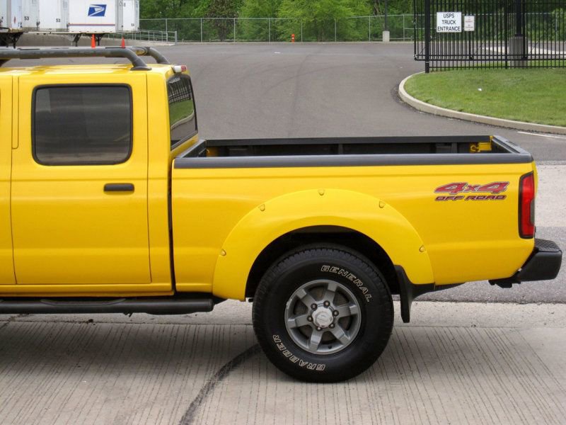 Used 2004 Nissan Frontier XE w/ (PWR) XE Pwr Pkg AWD/4WD image 8