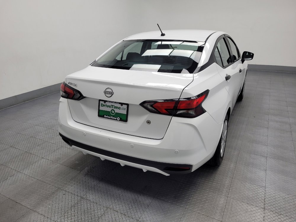 Used 2024 Nissan Versa S FWD image 7