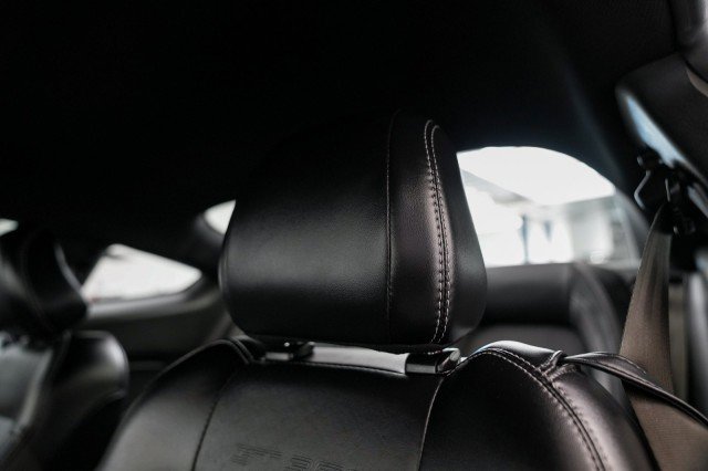 Used 2019 Ford Mustang Shelby GT350 w/ Technology Package image 32