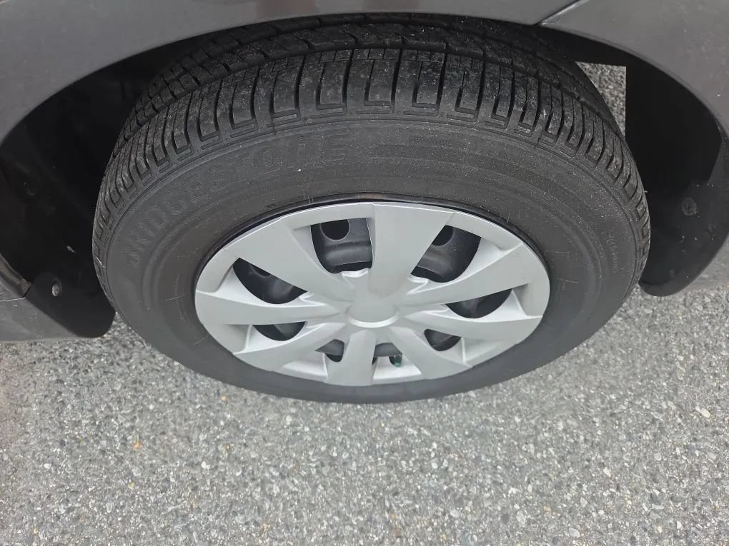Used 2013 Toyota Corolla L FWD image 23