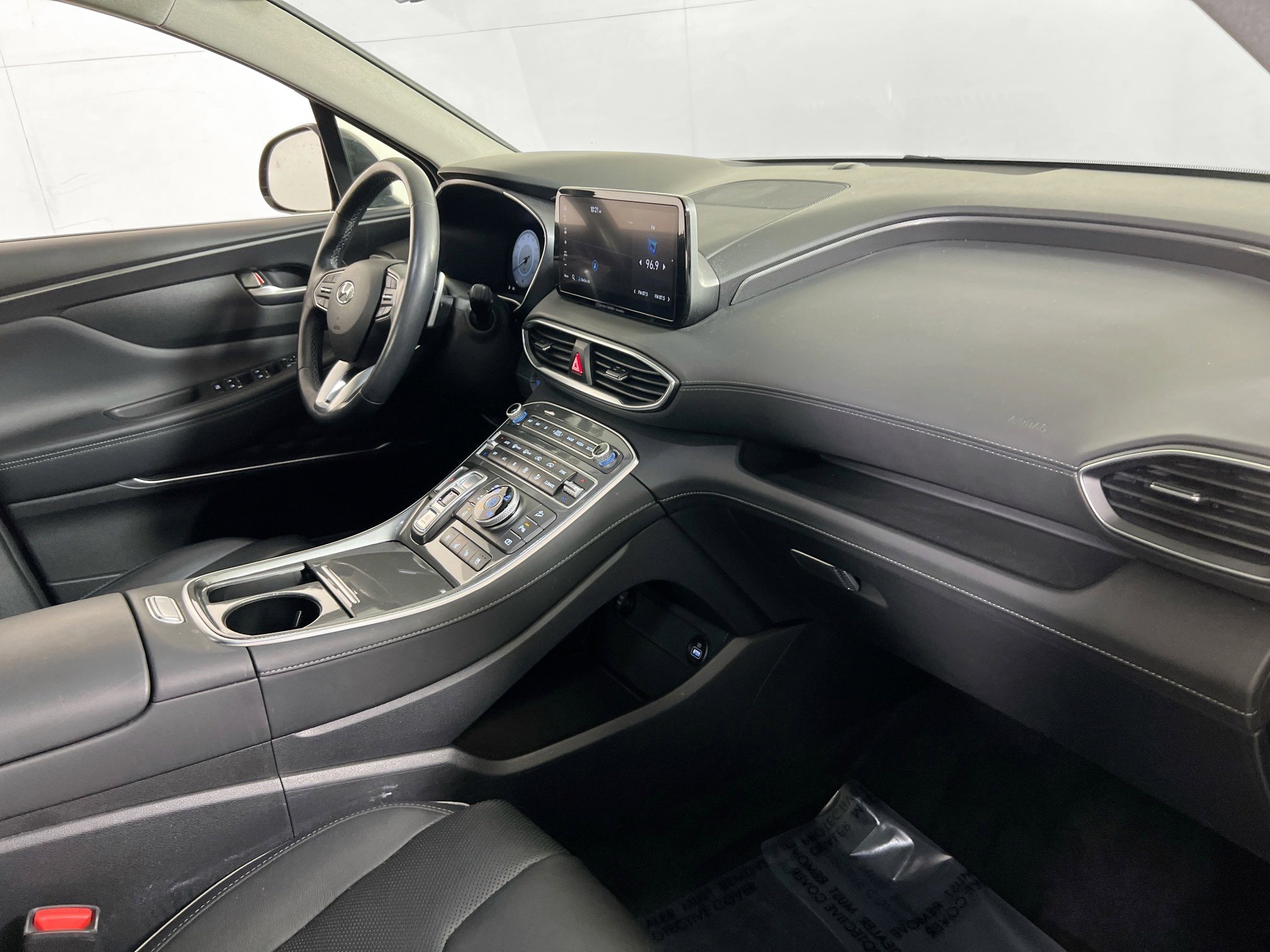 Used 2022 Hyundai Santa Fe Limited w/ Cargo Package image 30