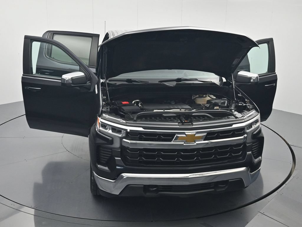 Used 2023 Chevrolet Silverado 1500 LT w/ Convenience Package II AWD/4WD image 44