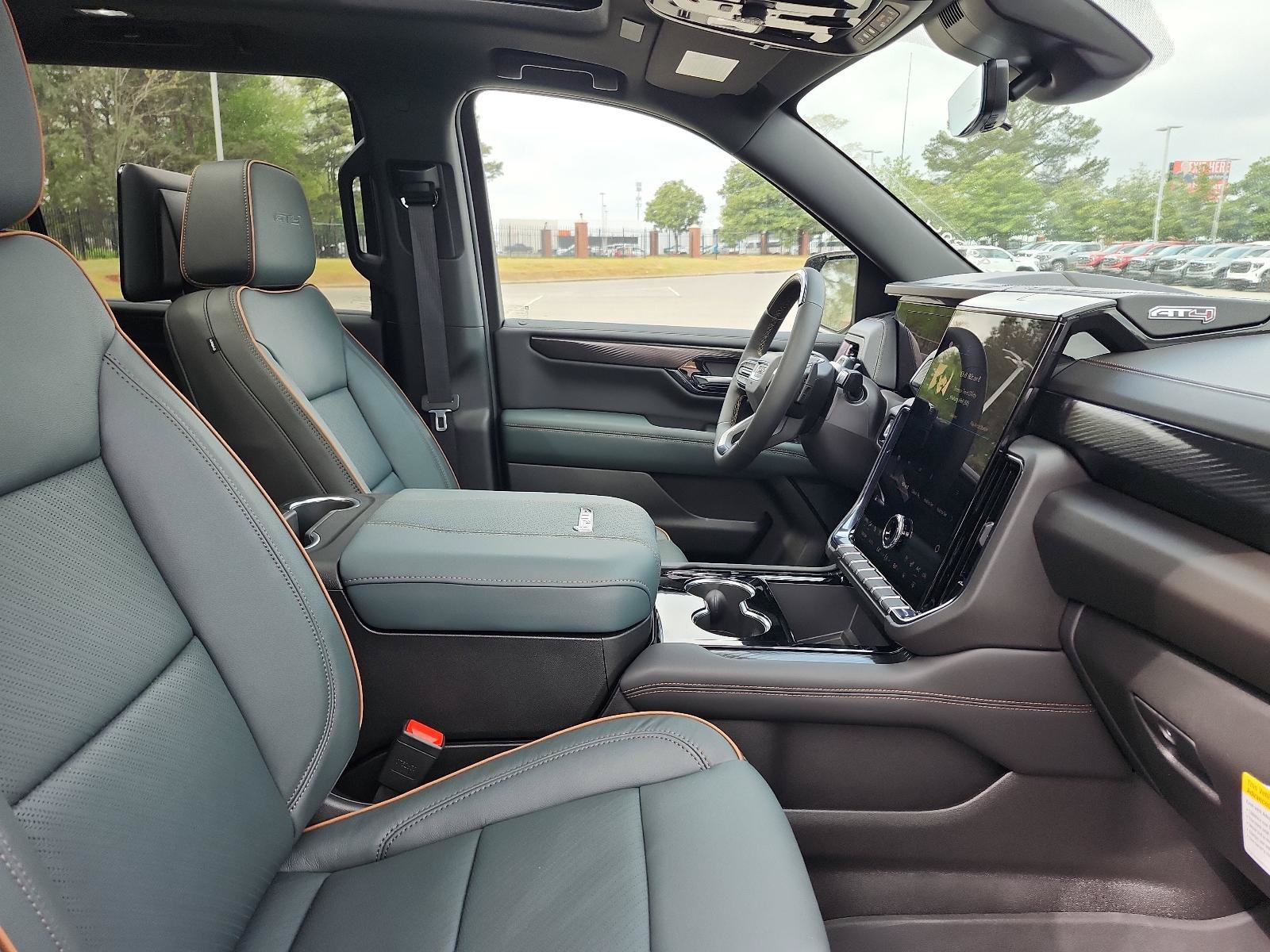 New 2026 GMC Yukon XL AT4 w/ AT4 Premium Plus Package AWD/4WD image 6