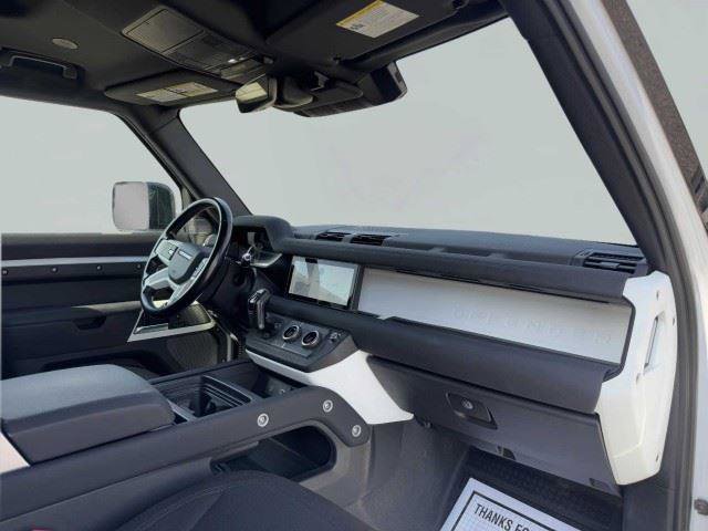 Used 2021 Land Rover Defender 90 AWD/4WD image 43
