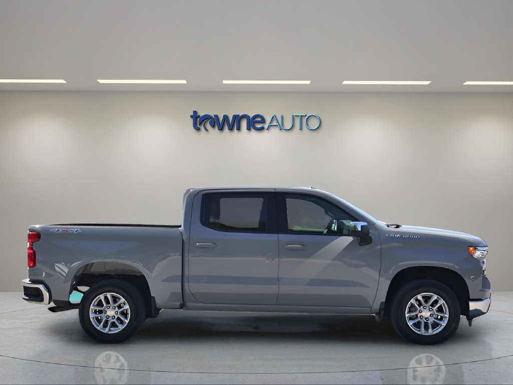 Used 2024 Chevrolet Silverado 1500 LT AWD/4WD image 11