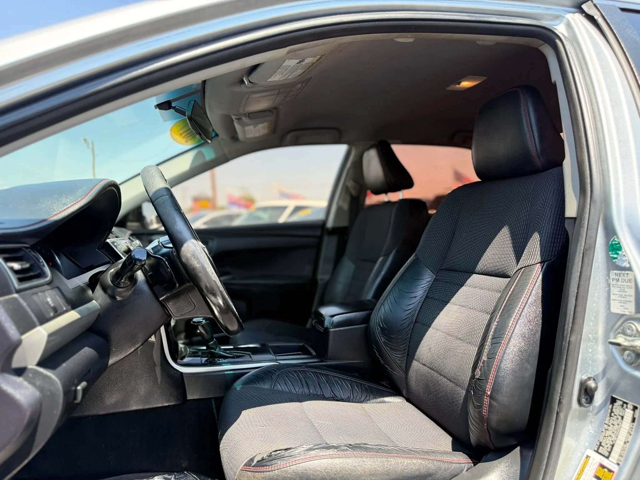 Used 2017 Toyota Camry SE FWD image 12