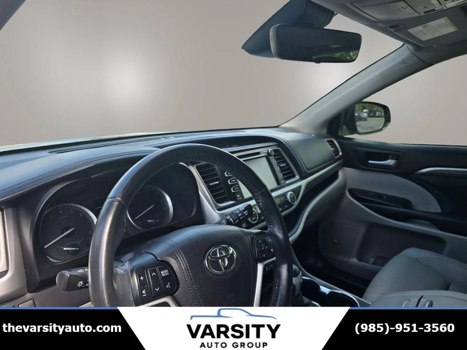Used 2017 Toyota Highlander Limited image 12